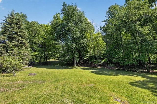 305 Oak Lane, Newburgh, NY 12550