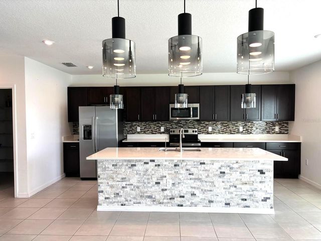 397 CITRINE LOOP, Kissimmee, FL 34758