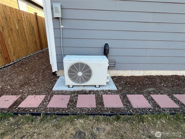 221 NE Belfair Station Drive, Belfair, WA 98528
