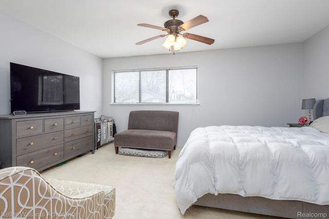 24285 Evergreen Road, Southfield, MI 48075