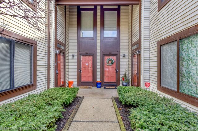 24285 Evergreen Road, Southfield, MI 48075