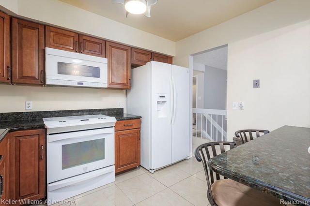 24285 Evergreen Road, Southfield, MI 48075