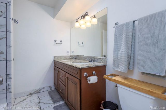 24285 Evergreen Road, Southfield, MI 48075