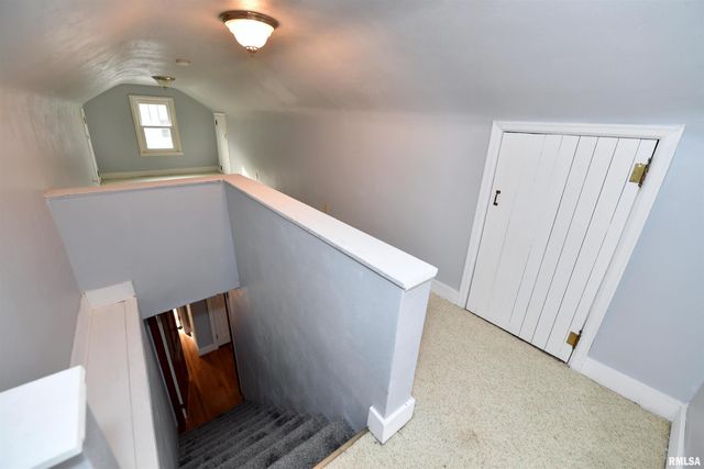 111 GARDNER Avenue, East Peoria, IL 61611