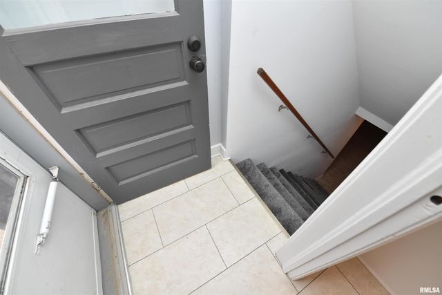 111 GARDNER Avenue, East Peoria, IL 61611