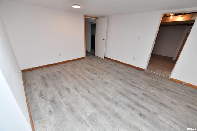 111 GARDNER Avenue, East Peoria, IL 61611