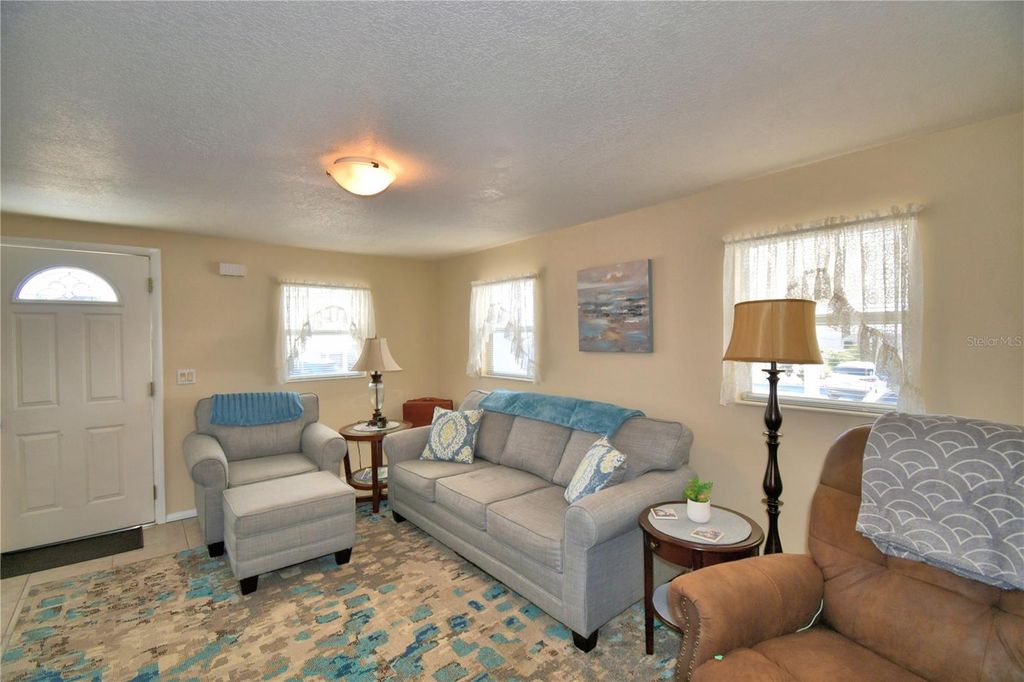 Image 7 of property listing at 251 PATTERSON ROAD B26, Haines City, FL 33844