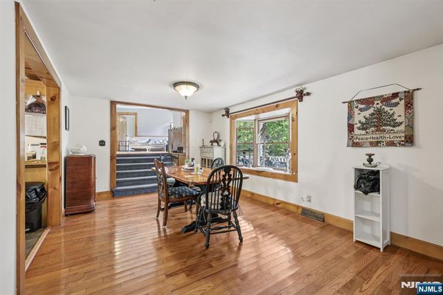 921 Tulip Trail, Newton, NJ 07860