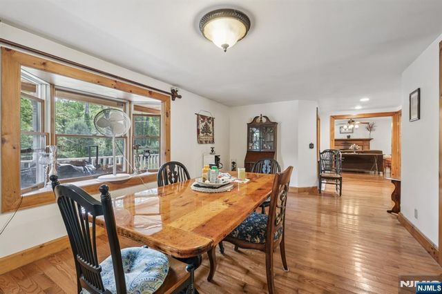 921 Tulip Trail, Newton, NJ 07860