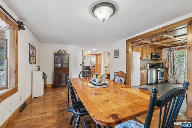 921 Tulip Trail, Newton, NJ 07860