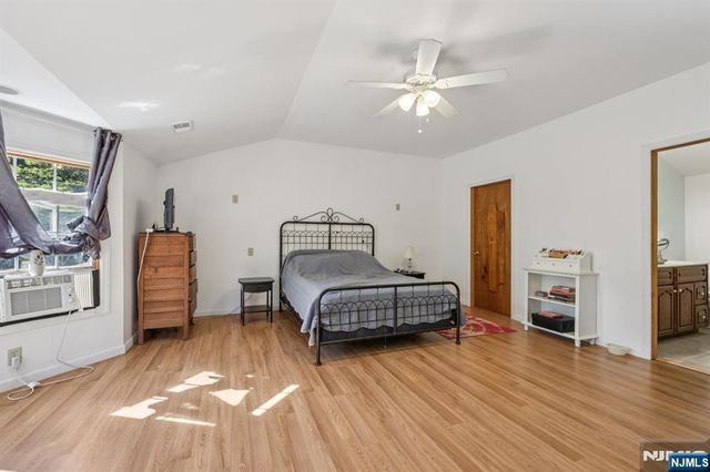 921 Tulip Trail, Newton, NJ 07860