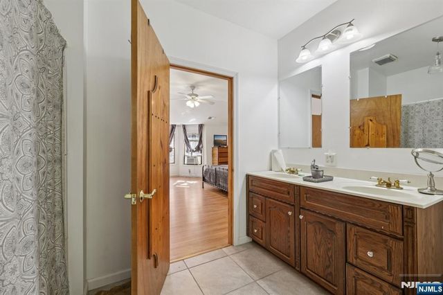 921 Tulip Trail, Newton, NJ 07860