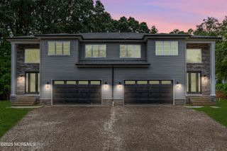 21 Pension Hill Road, 1, Manalapan, NJ 07726