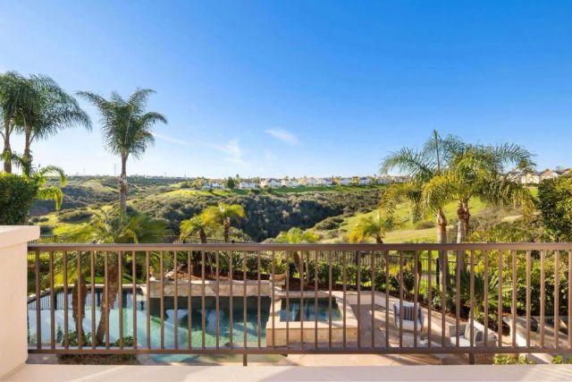 5451 Harvest Run Drive, San Diego, CA 92130