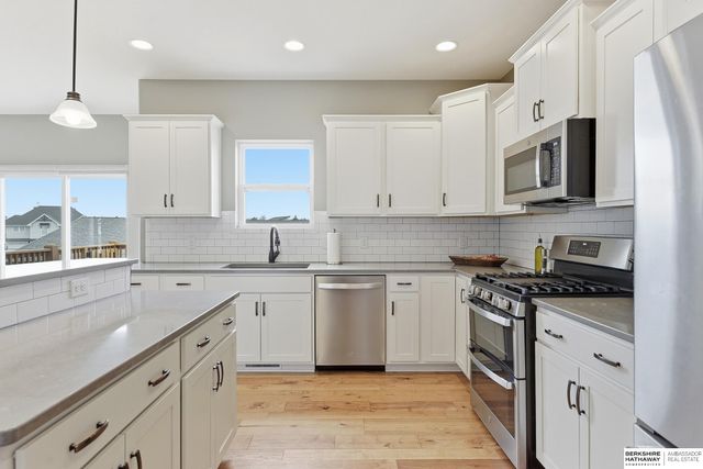 20915 Fowler Avenue, Elkhorn, NE 68022