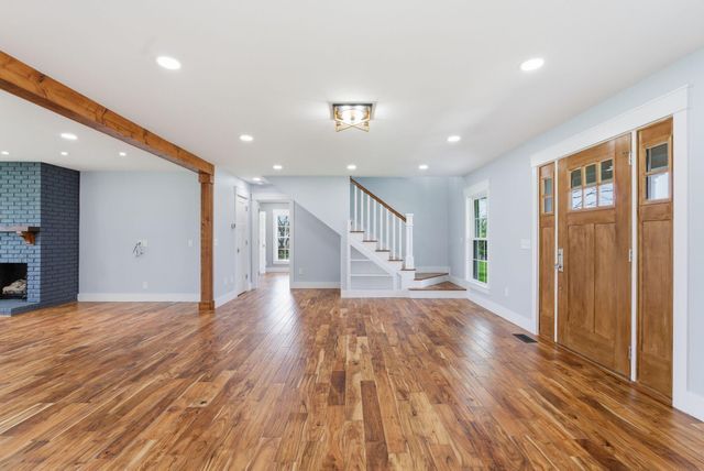 960 Inverness Road, Frankfort, KY 40601