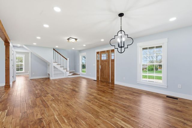 960 Inverness Road, Frankfort, KY 40601