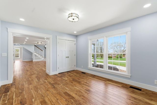 960 Inverness Road, Frankfort, KY 40601