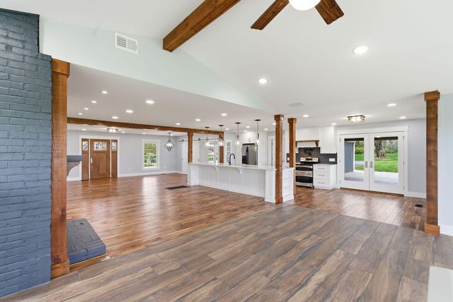 960 Inverness Road, Frankfort, KY 40601