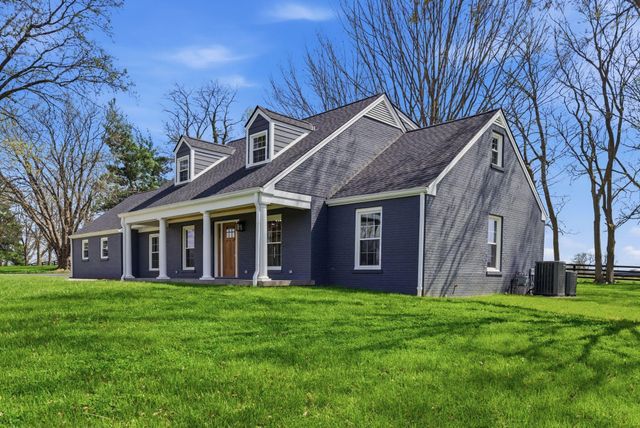 960 Inverness Road, Frankfort, KY 40601