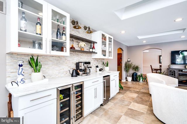 500 MOHNS HILL RD, Reinholds, PA 17569