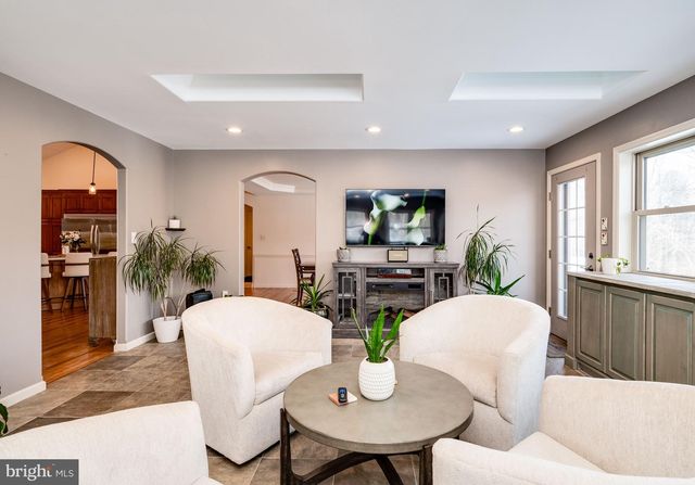 500 MOHNS HILL RD, Reinholds, PA 17569