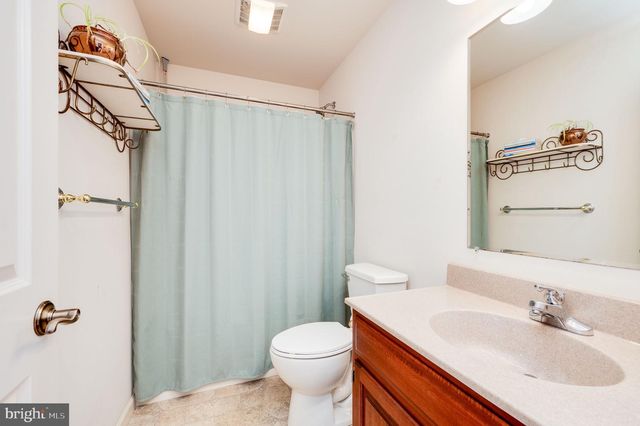 500 MOHNS HILL RD, Reinholds, PA 17569