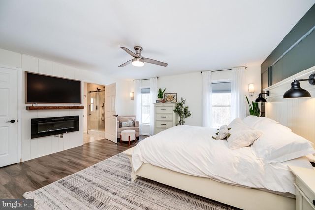 500 MOHNS HILL RD, Reinholds, PA 17569