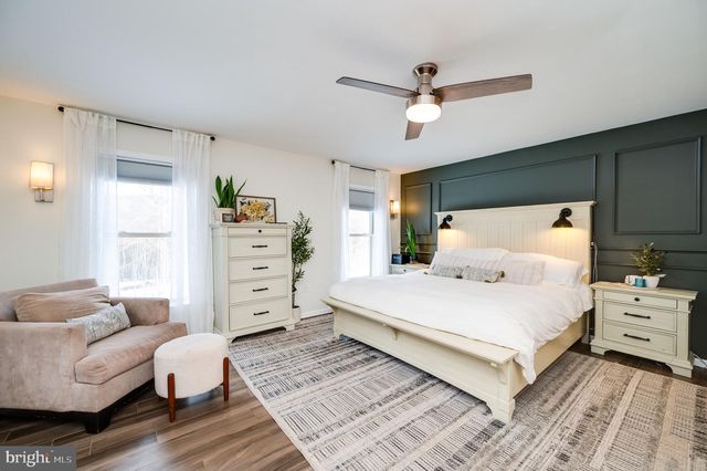 500 MOHNS HILL RD, Reinholds, PA 17569