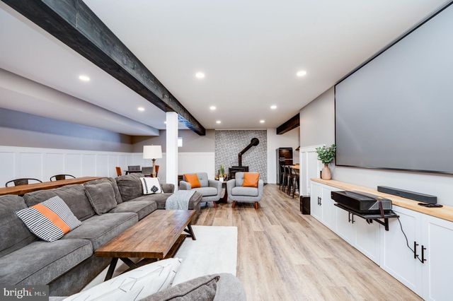 500 MOHNS HILL RD, Reinholds, PA 17569