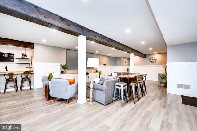 500 MOHNS HILL RD, Reinholds, PA 17569