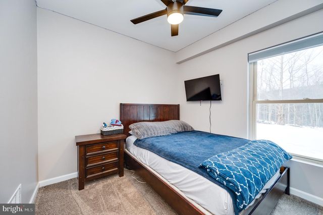 500 MOHNS HILL RD, Reinholds, PA 17569