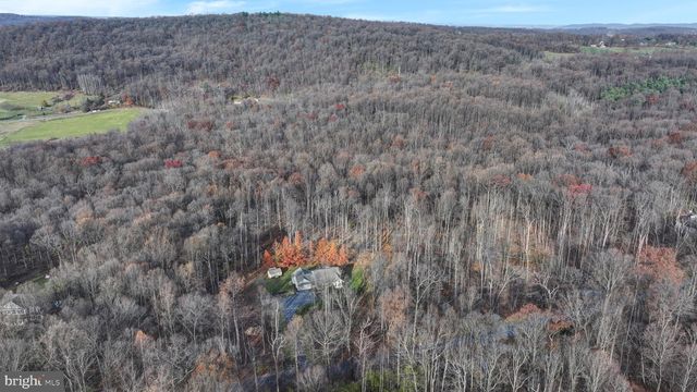 500 MOHNS HILL RD, Reinholds, PA 17569