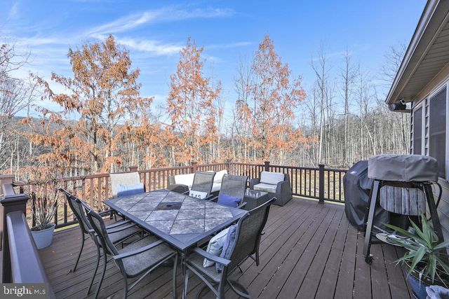 500 MOHNS HILL RD, Reinholds, PA 17569