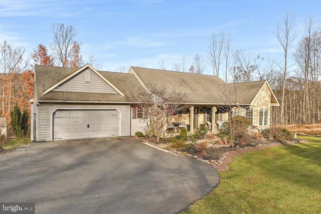 500 MOHNS HILL RD, Reinholds, PA 17569