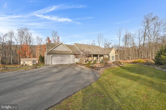 500 MOHNS HILL RD, Reinholds, PA 17569