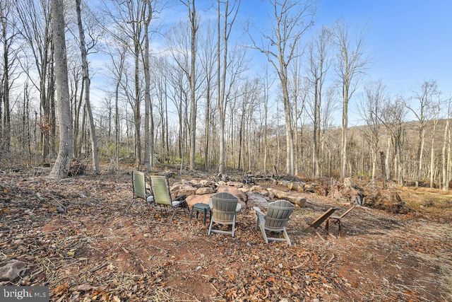 500 MOHNS HILL RD, Reinholds, PA 17569