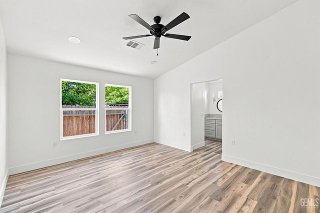 2109 Mahoney Street, Bakersfield, CA 93307