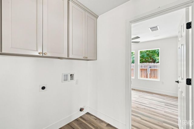 2109 Mahoney Street, Bakersfield, CA 93307