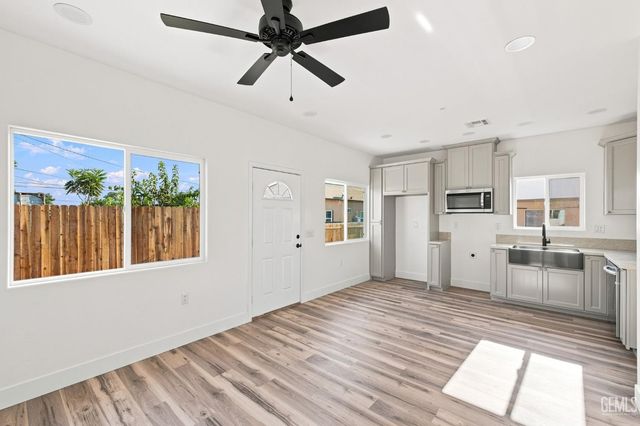 2109 Mahoney Street, Bakersfield, CA 93307