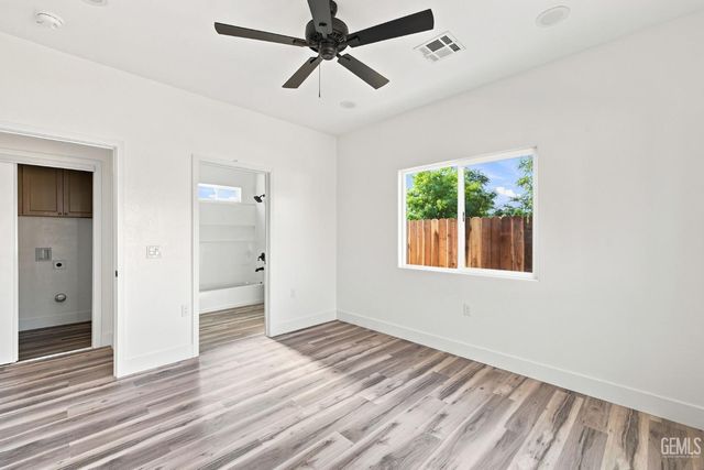 2109 Mahoney Street, Bakersfield, CA 93307
