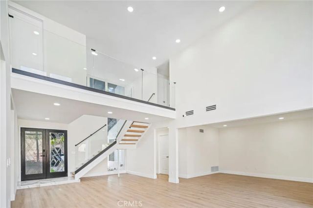 19259 Ludlow Street, Porter Ranch, CA 91326