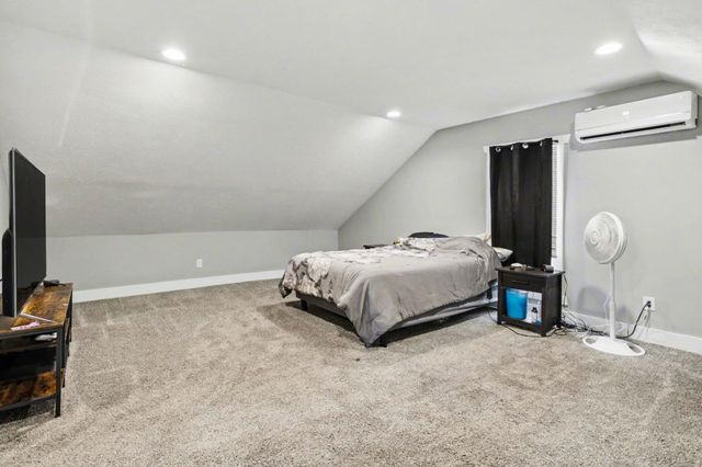 721 N 4th Street, Niles City, MI 49120