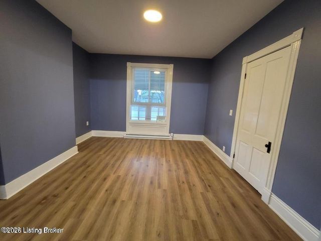 4109 S 3rd St, Louisville, KY 40214