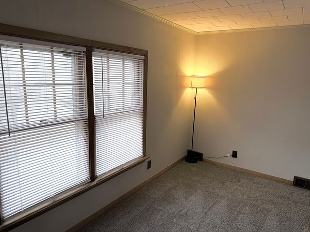 2102 W 18th Street, Davenport, IA 52084