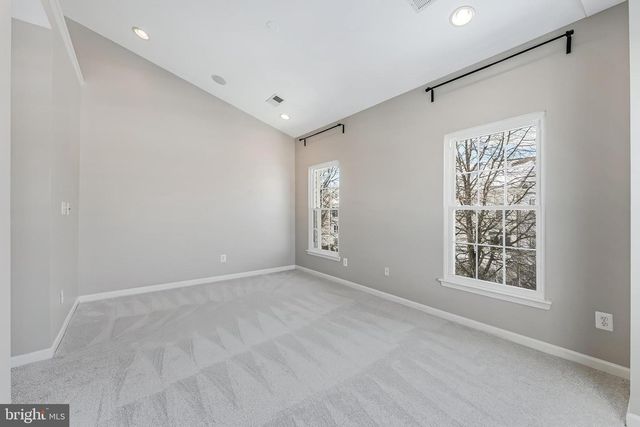 20401 TRAILS END TER, Ashburn, VA 20147