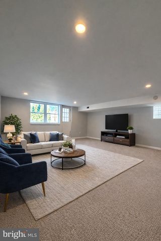 419 RENNARD ST, Philadelphia, PA 19116