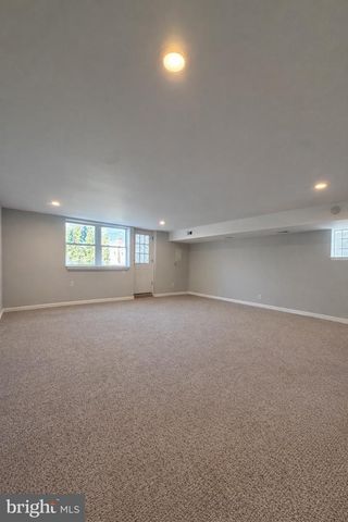 419 RENNARD ST, Philadelphia, PA 19116