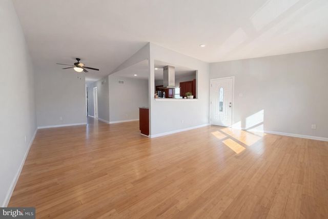 419 RENNARD ST, Philadelphia, PA 19116