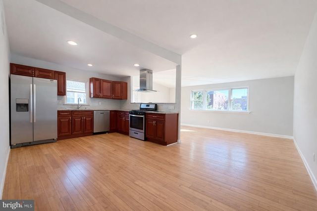 419 RENNARD ST, Philadelphia, PA 19116